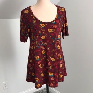 LULAROE SCOOP NECK SHORT SLEEVE TUNIC SMALL